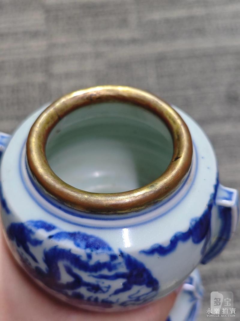 明成化 青花龙纹出戟花觚 - 图9